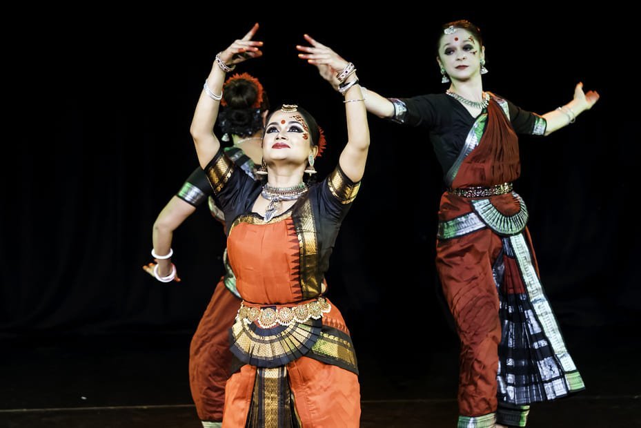 A Rising Lioness performance